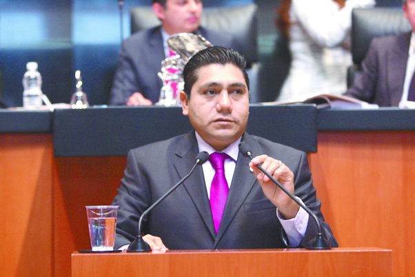 Preciado culpa al PRI por videos en su contra.