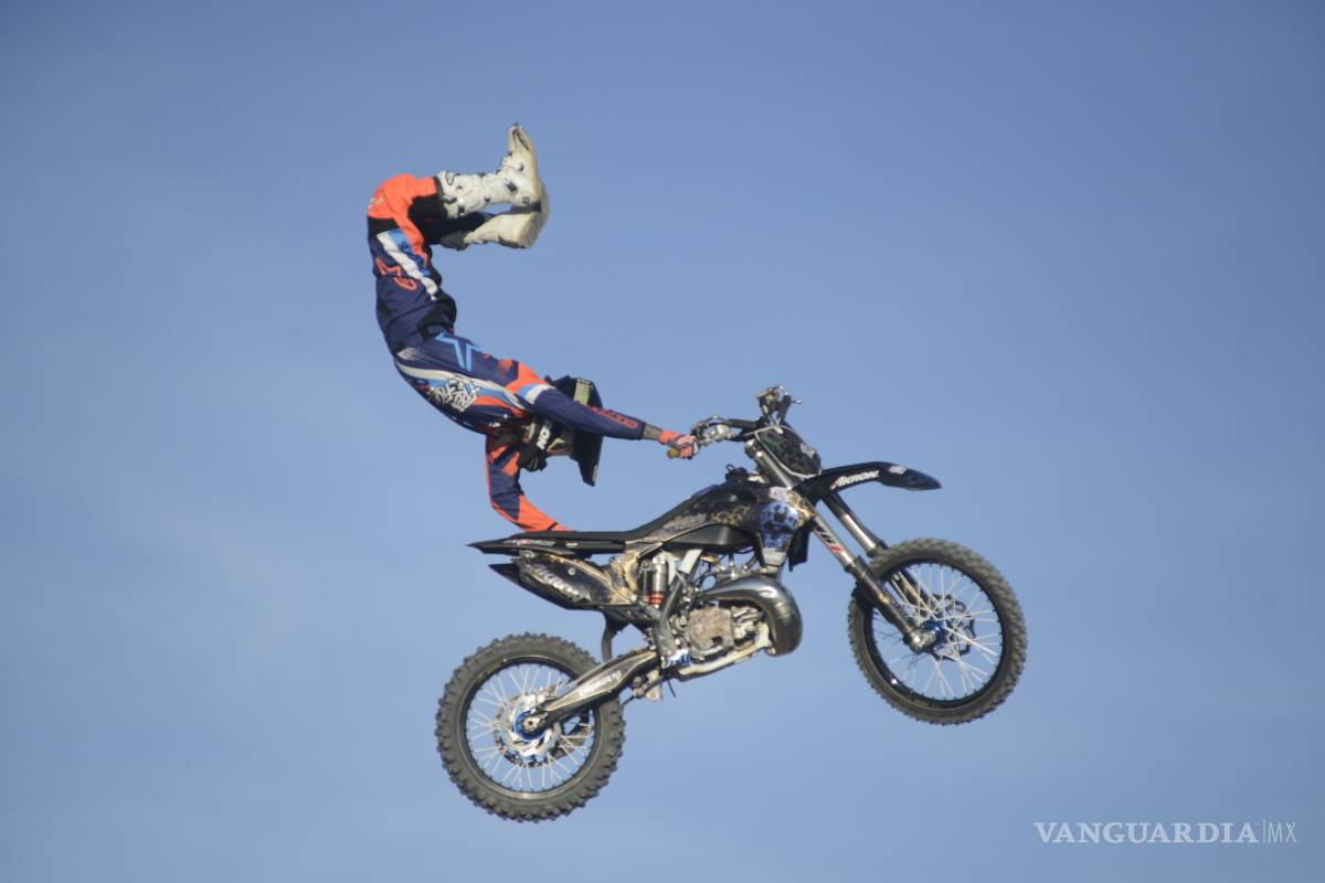 Wheels Master Show en la Arena 8 Segundos enciende los ánimos a los saltillenses