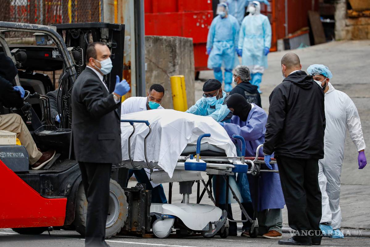 $!Coronavurus: The New Yorker dedica una conmovedora portada a los héroes de la pandemia por el COVID-19, el personal médico