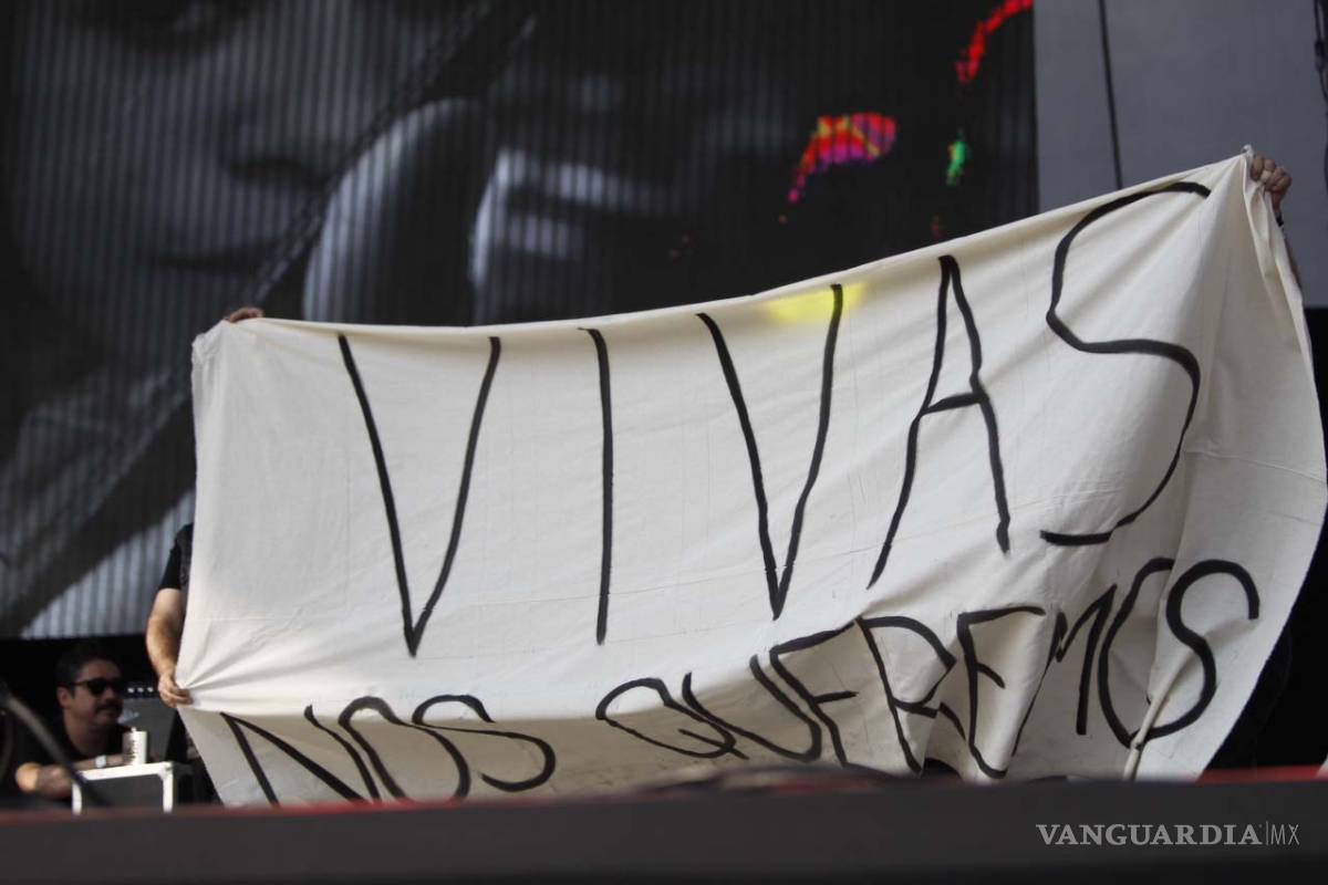 $!"Vivas nos queremos": Amandititita pide justicia en el Vive Latino