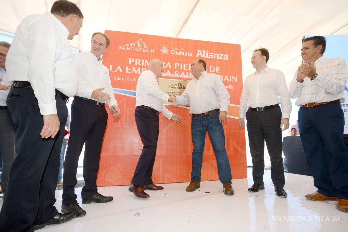 Paz de Coahuila atrae inversiones, dice el gobernador Rubén Moreira