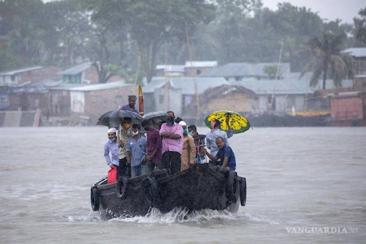 Superciclón Amphan toca tierra y deja al menos 84 muertos en India y Bangladesh (videos)