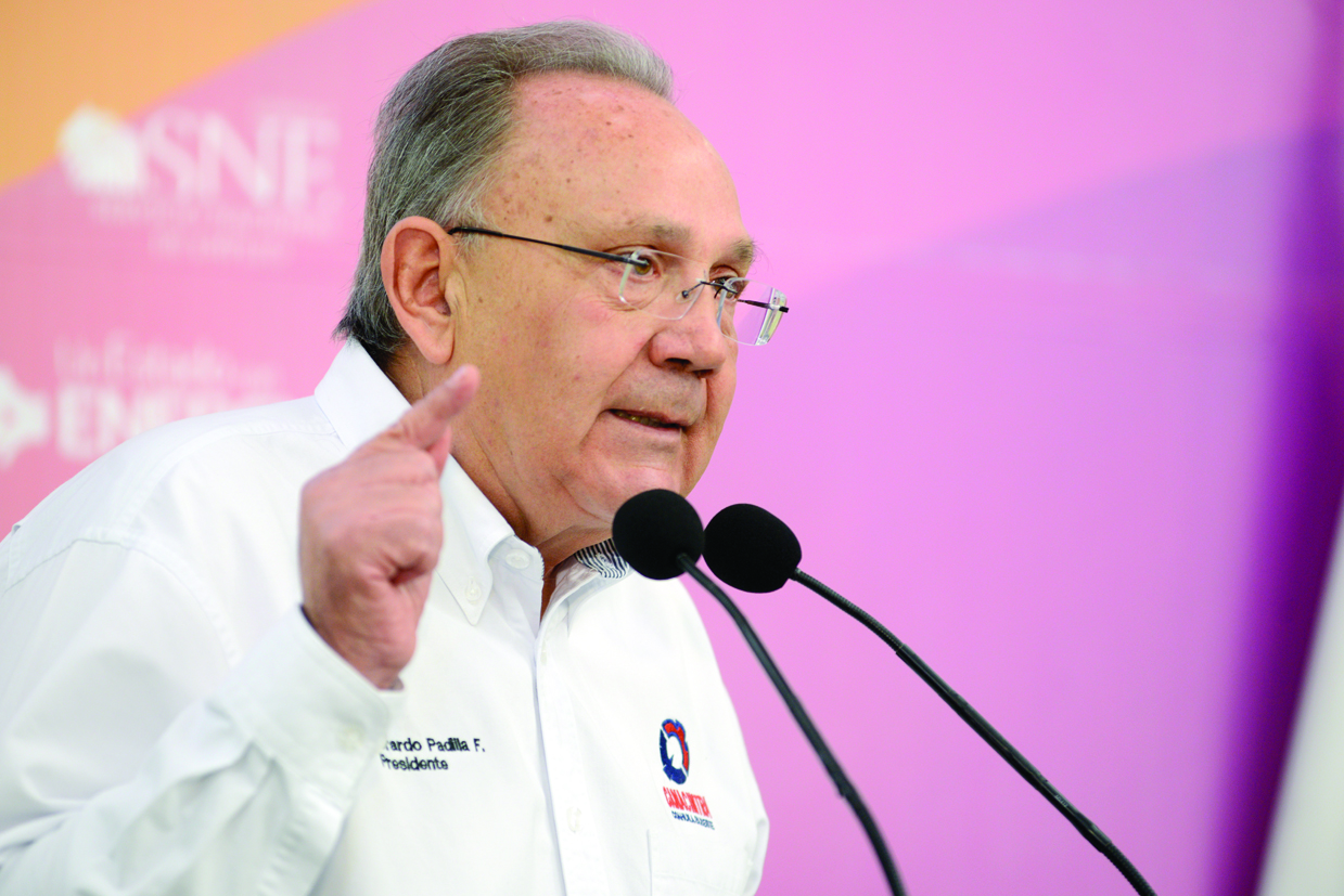 Busca el empresariado regional reunión con Coordinador Federal