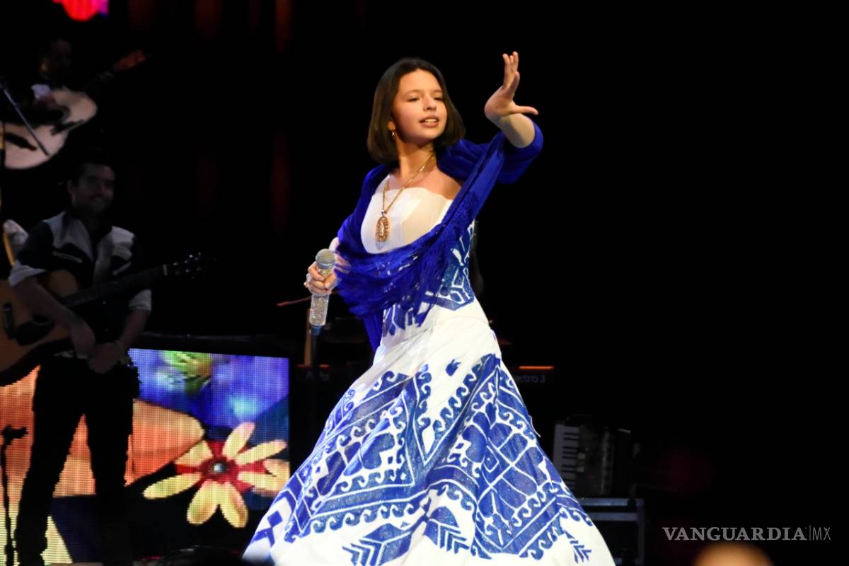 Le dicen 'presumida' a Ángela Aguilar por mostrar sus joyas de oro en Instagram