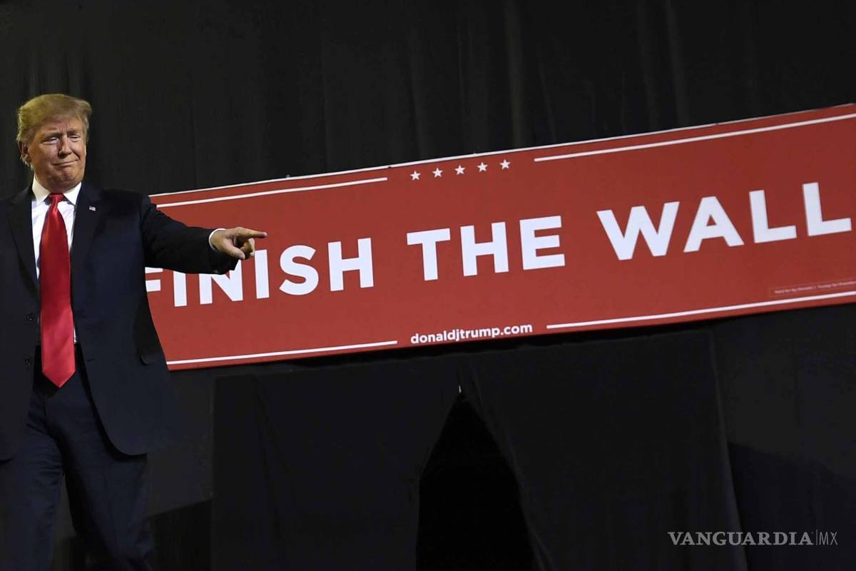 Durante mitin en Texas Donald Trump pide apoyo para el muro