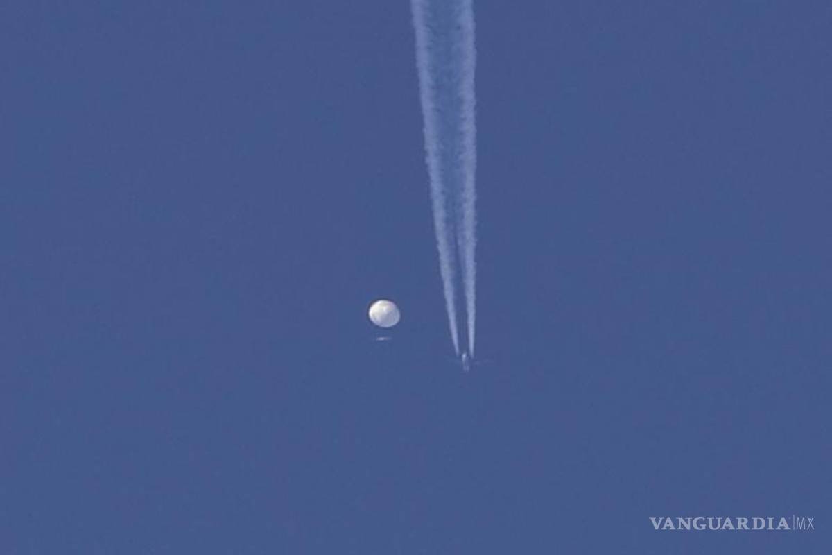 Estados Unidos derriba supuesto globo espía de China sobre el Atlántico