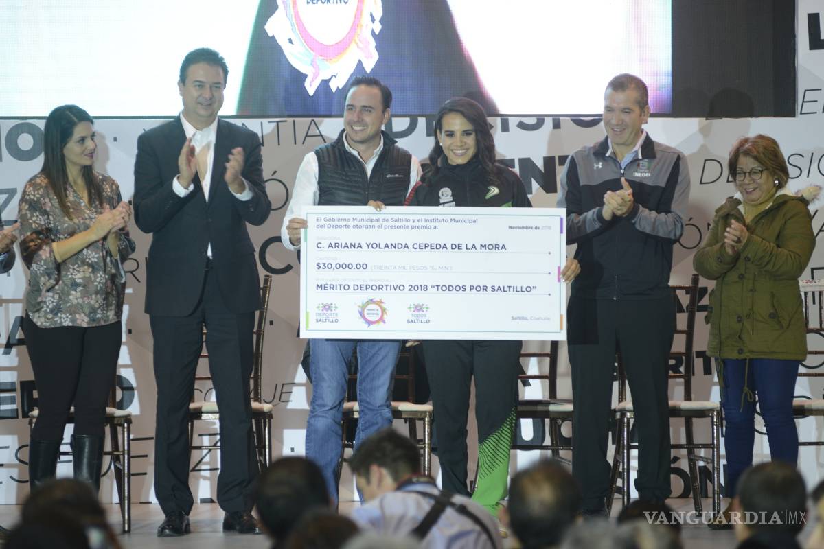 Ariana Cepeda se lleva un galardón más en su gran carrera, al recibir el Premio al Mérito Deportivo de Saltillo 2018