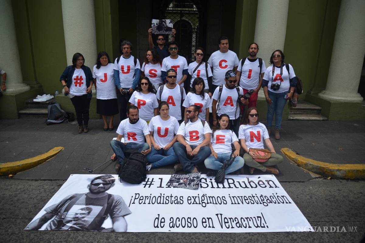 Periodistas exigen justicia a un año del asesinato de Rubén Espinosa