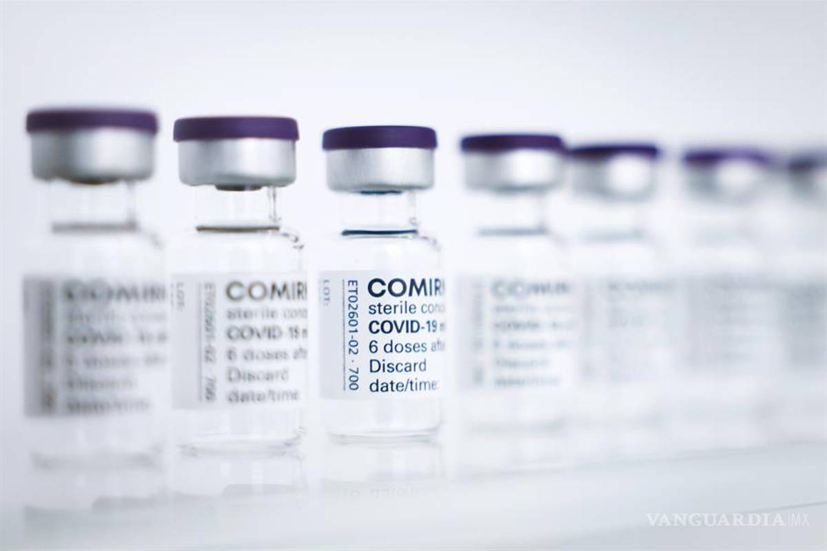 BioNTech y Pfizer piden autorización a la EMA para vacunar a adolescentes