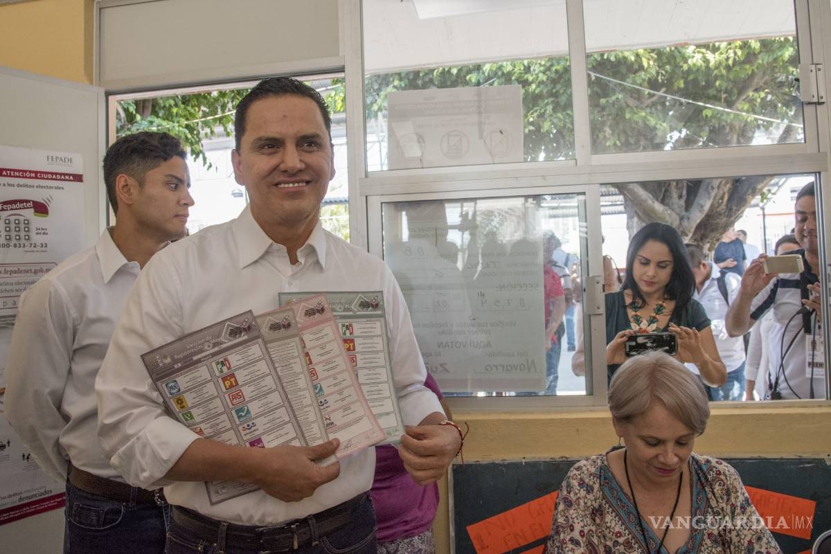 Esposa de Roberto Sandoval, ex gobernador de Nayarit, se ampara contra aseguramiento de inmuebles