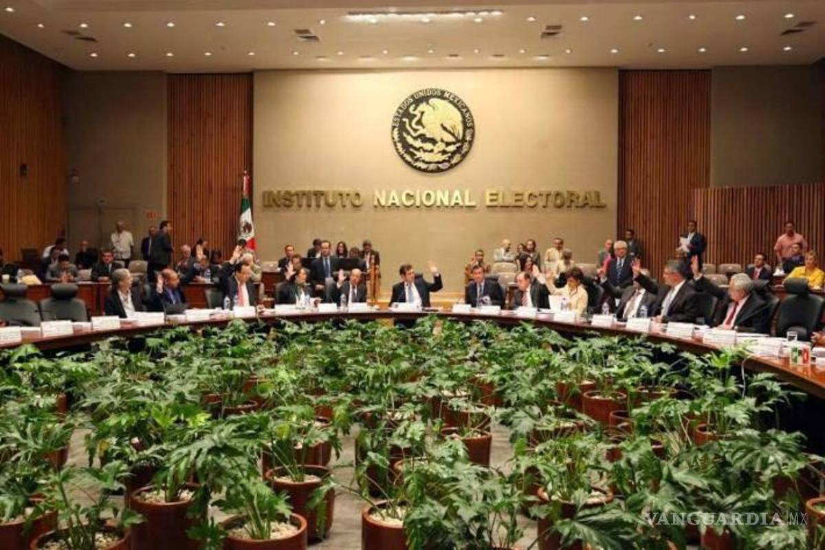 Alarga suspenso INE en elección de Coahuila; rebase equivale al 9.4% del tope