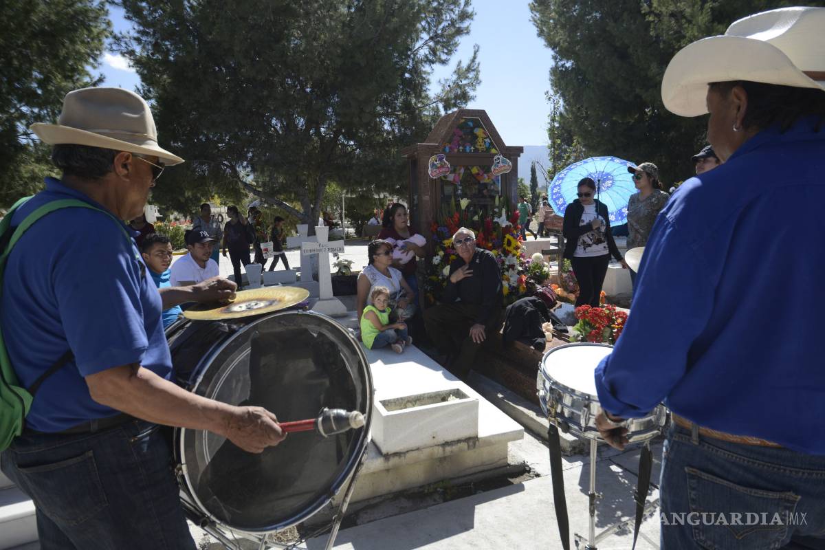 Zona dorada, de las menos visitadas en el panteón Santo Cristo de Saltillo