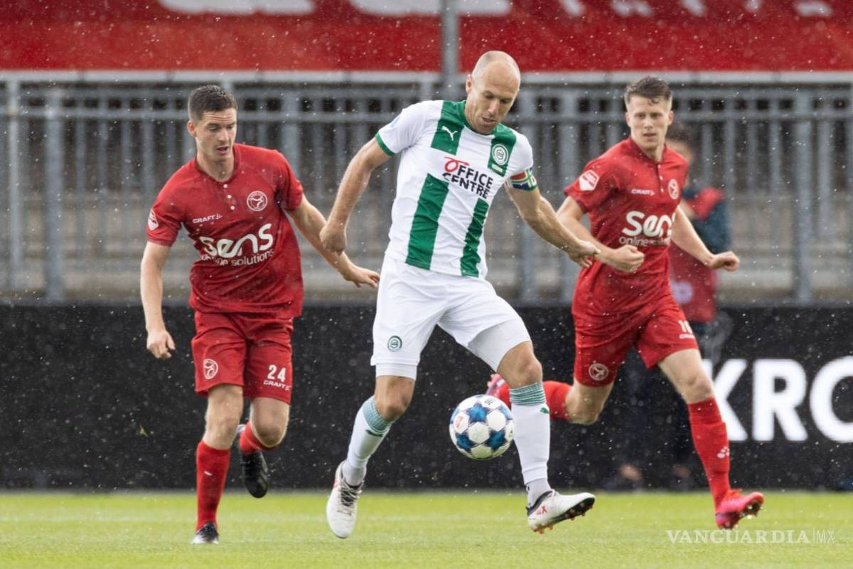 Robben sale del retiro y juega con el Groningen de Holanda