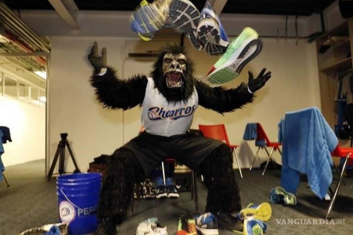 ¿Entretenimiento o Acoso Sexual? Cuestionan acciones del Monky en Serie del Caribe