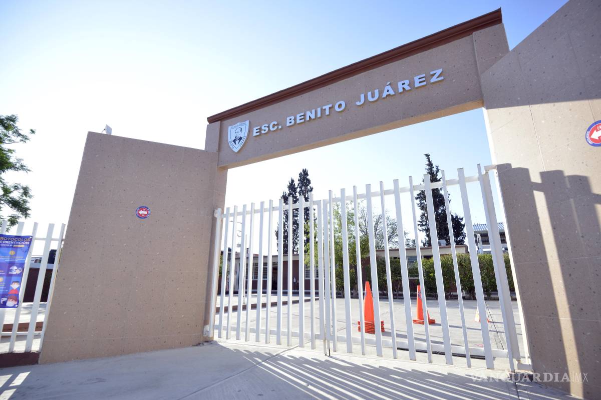 Altas temperaturas obligan a reducir horarios en escuelas de Coahuila