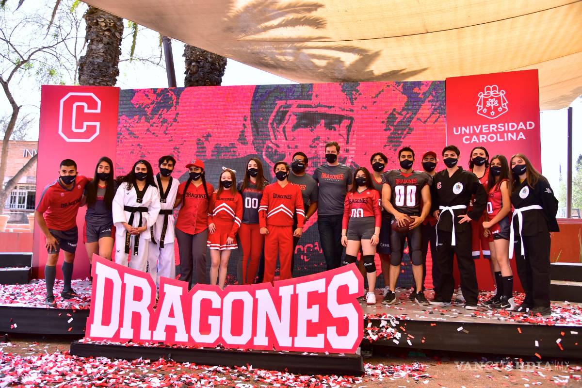 Presenta Universidad Carolina programa de Fútbol Americano y nueva piel de los Dragones