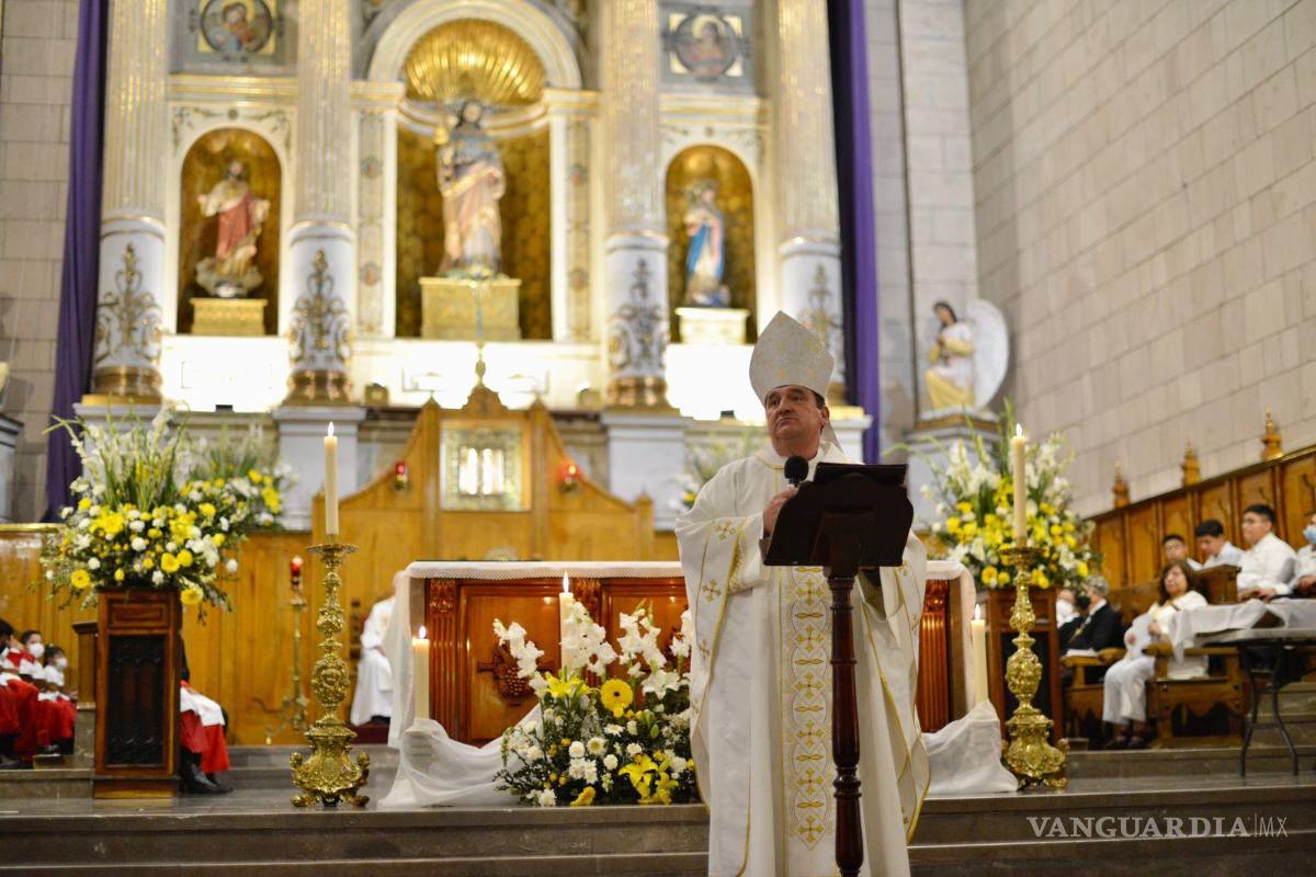 $!“Seamos fieles transmisores de generación en generación de estas enseñanzas y experiencias de fe que el señor Jesús nos ha entregado”, dijo durante la misa el obispo.