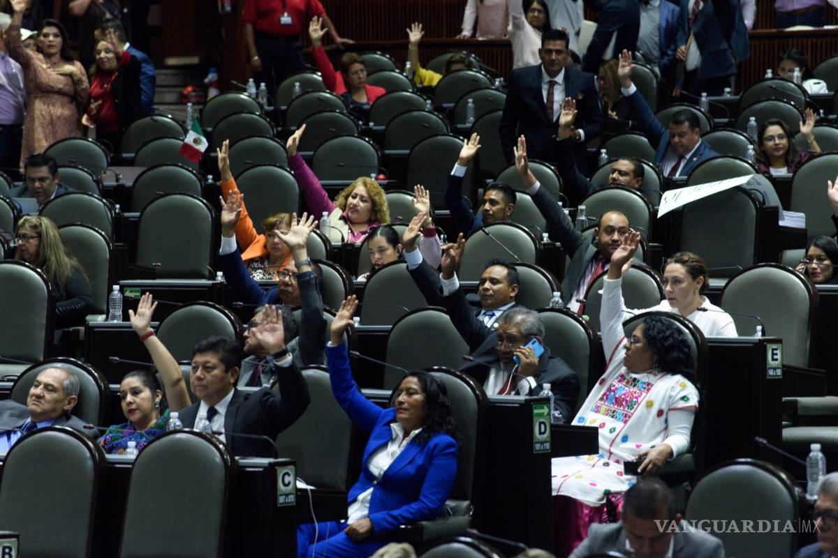 $!Padres de los 43 hablarán ante el Pleno de la Cámara de Diputados