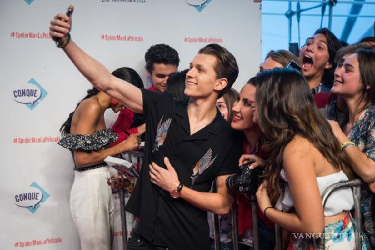 Tom Holland engalana la Conque en Querétaro