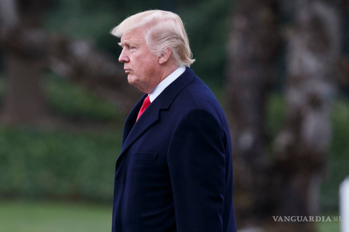 Aprobación de Trump continúa en caída libre