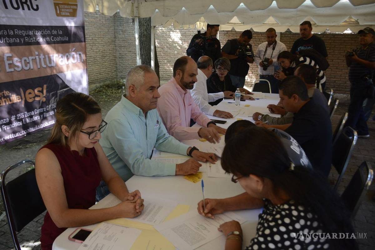 Legalizan 150 predios de la Ampliación Berrueto en Saltillo