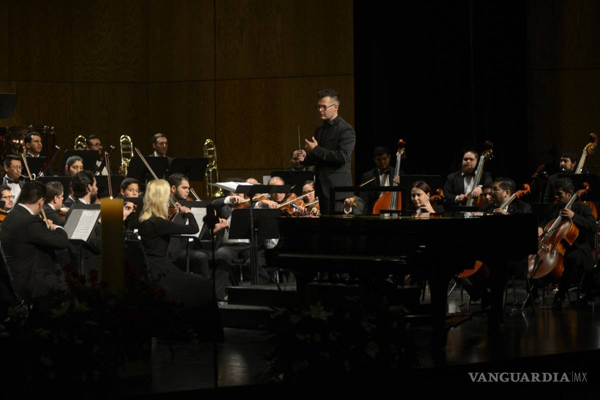 $!¡Feliz aniversario al Teatro de la Ciudad!
