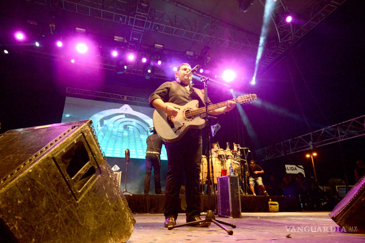 El Duelo prende a saltillenses con ritmo norteño