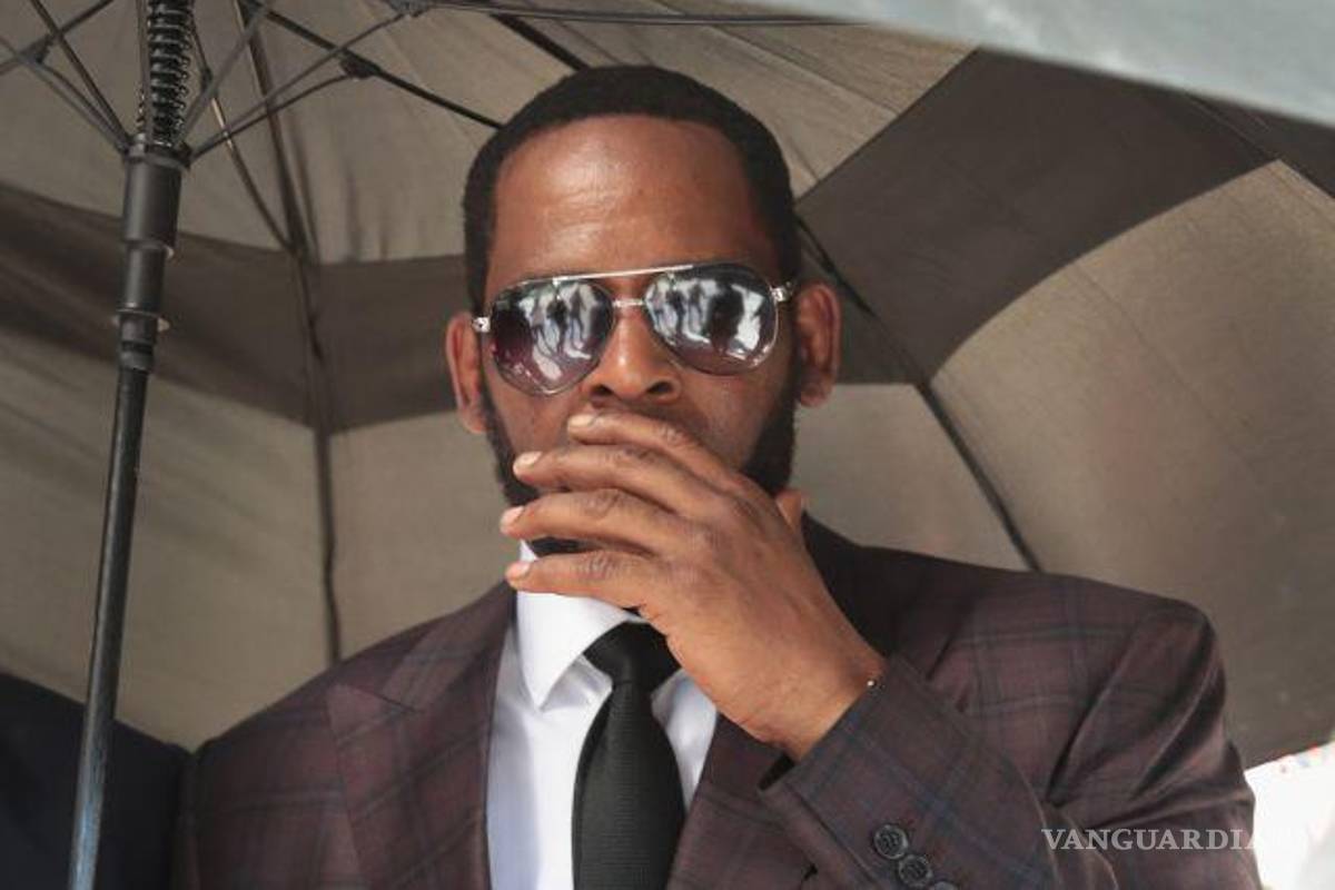 Youtube elimina canales de R. Kelly por acusaciones de tráfico sexual