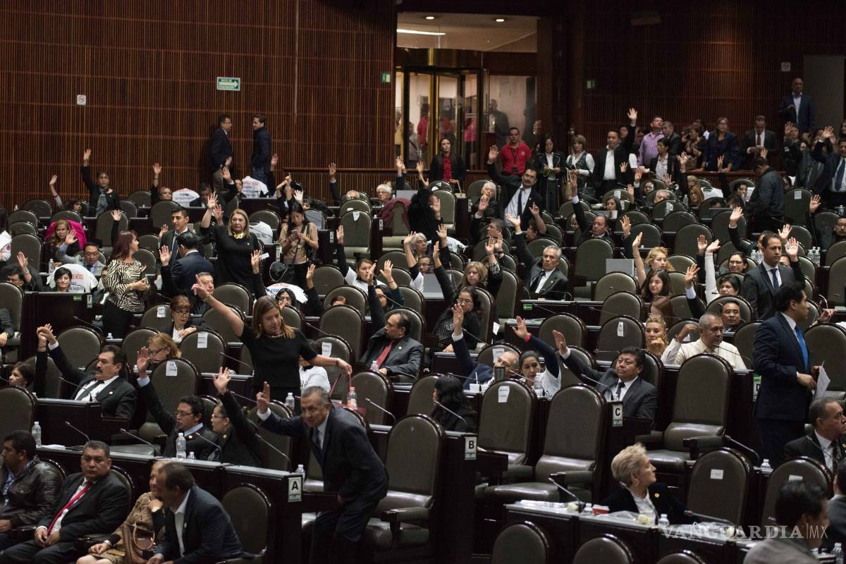 Por desorden suspenden sesión en la Cámara de Diputados