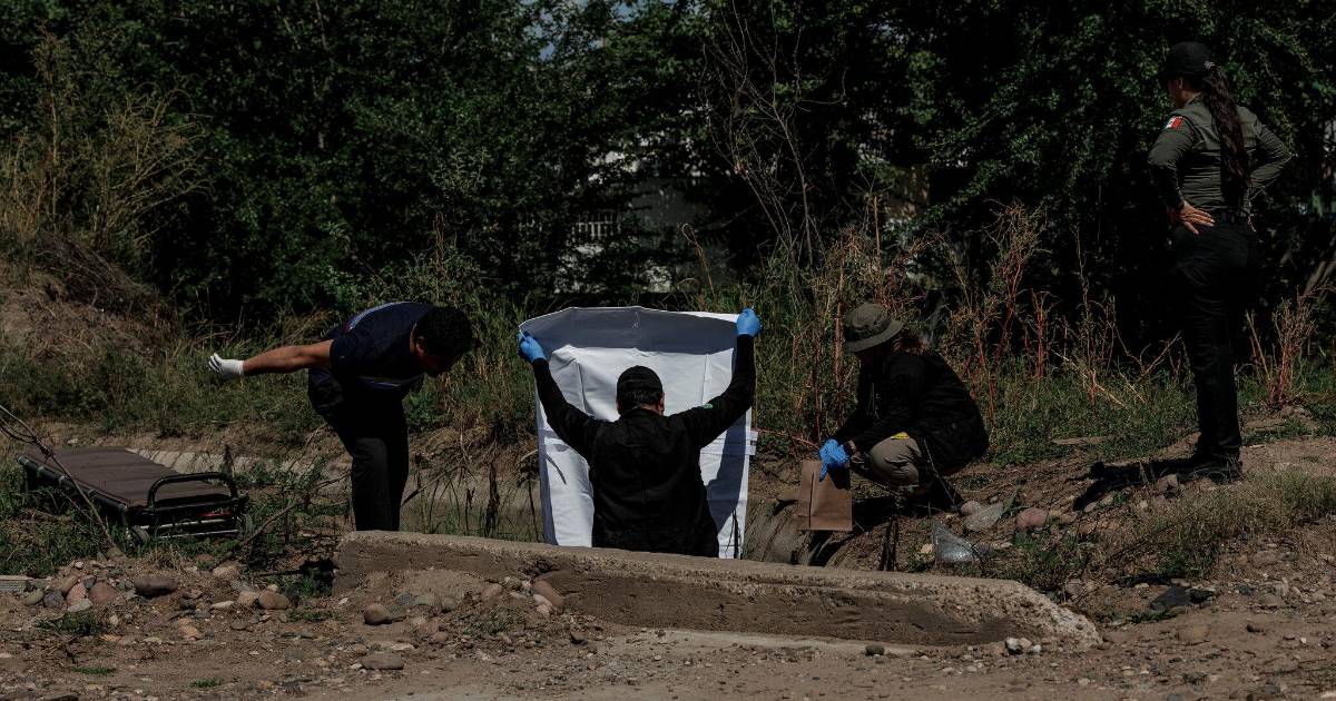 En medio de la guerra del cártel, los trabajadores funerarios cargan con el dolor de Sinaloa