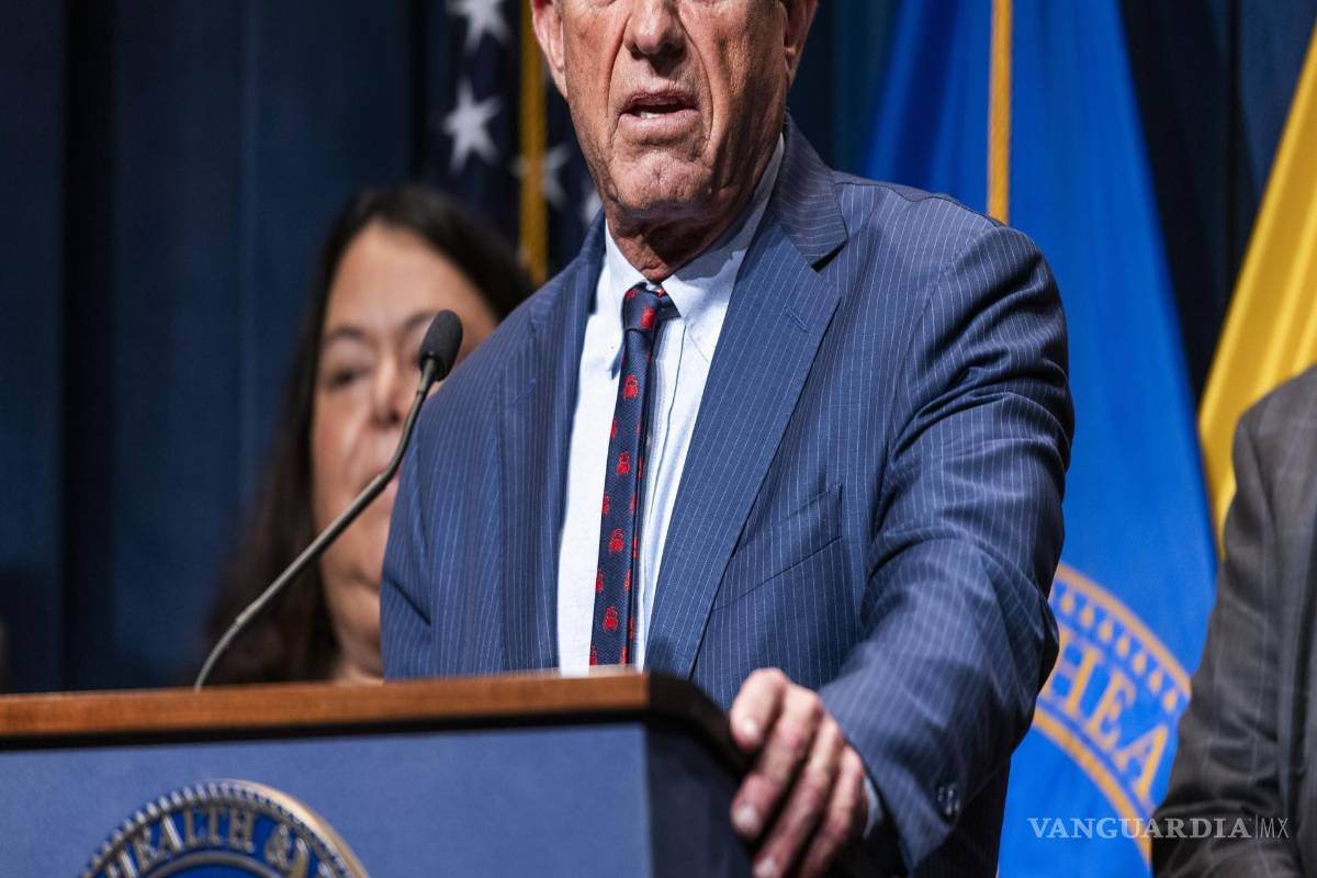 $!El secretario de Salud y Servicios Humanos de Estados Unidos, Robert F. Kennedy Jr., habla en Washington.