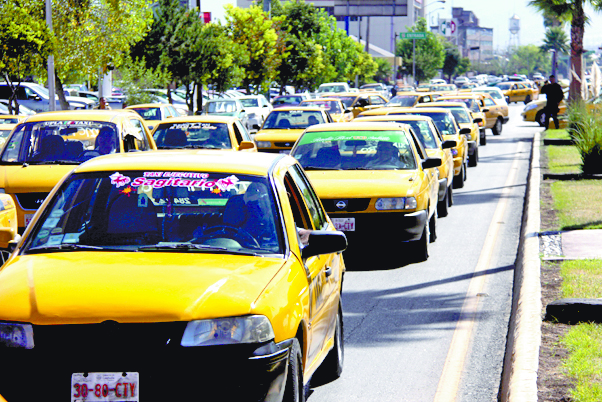 Taxistas de Saltillo harán la 'competencia' a Uber