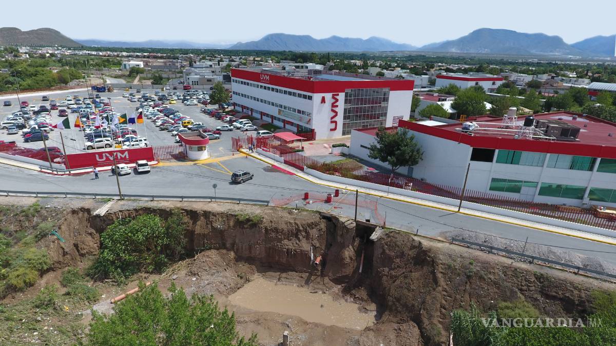Crecen socavones cerca de UVM en Saltillo