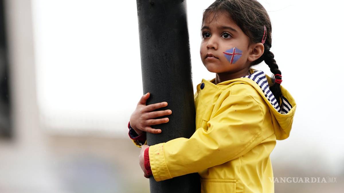Así inicia el reinado del Carlos III tras una larga espera para ser el monarca británico (fotos)
