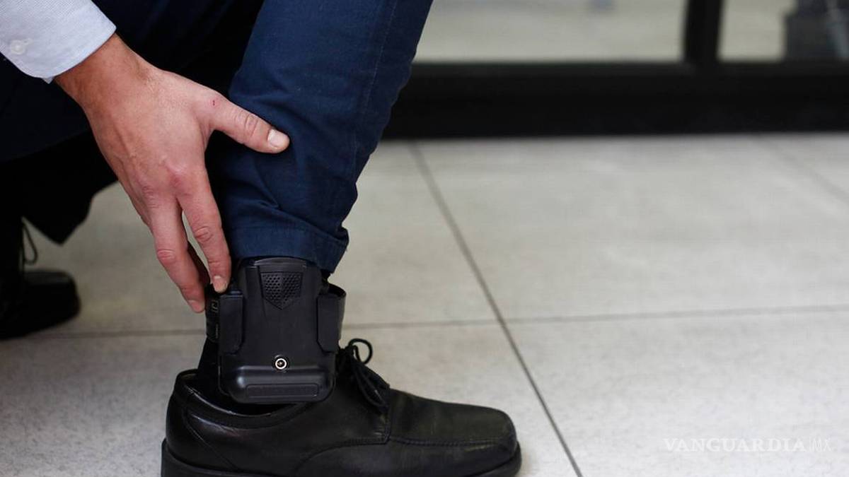 Hombre que hirió de bala a policía de Saltillo es liberado con brazalete