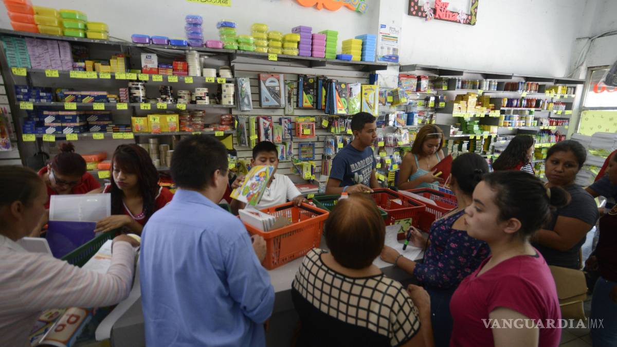 Aumentan clientela en papelerías de Saltillo hasta 300%