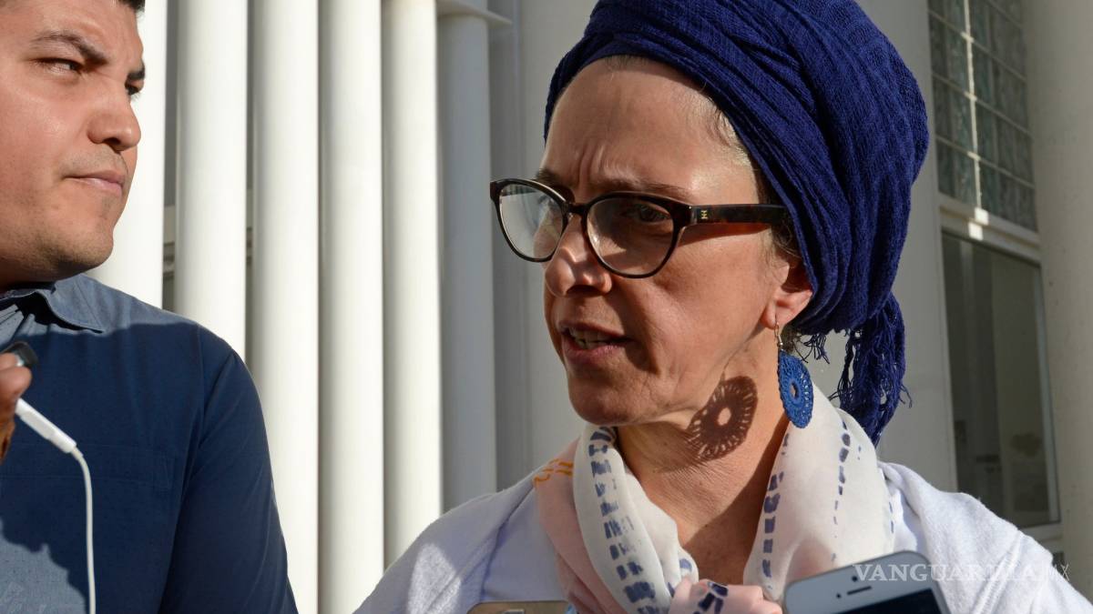 ‘Indignados’, alumnos de UAdeC por directora de Artes, ofrecen testimonios en Saltillo