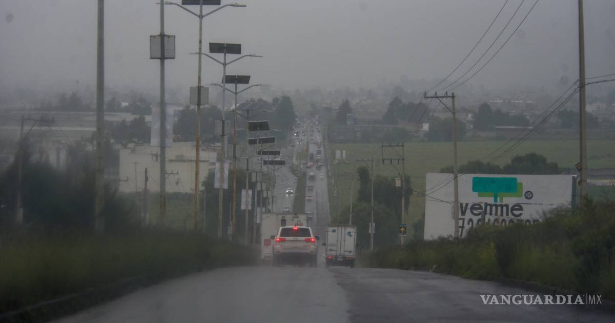 Tormenta con granizo y viento en Monterrey deja una mujer muerta y provoca cierre del FIFA Fan Festival