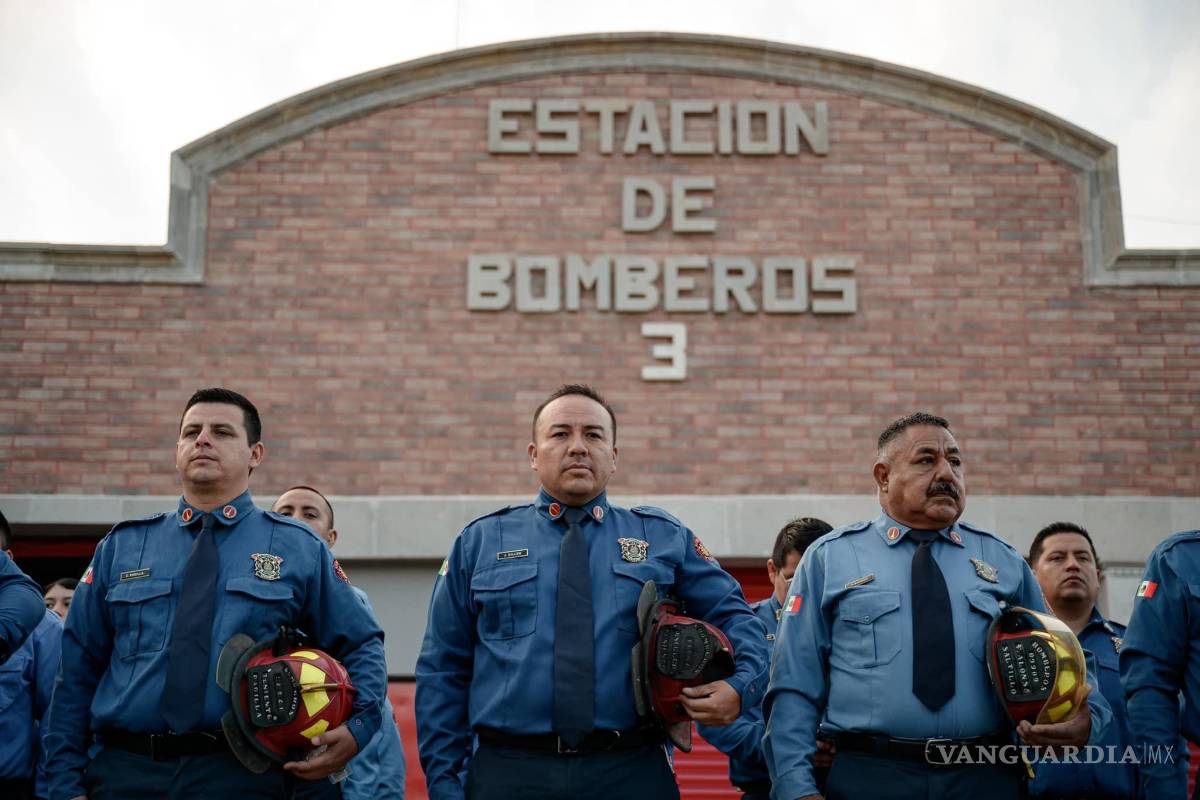 Bomberos de Saltillo fortalecerán su parque vehicular y avanzan en subestación de Mirasierra