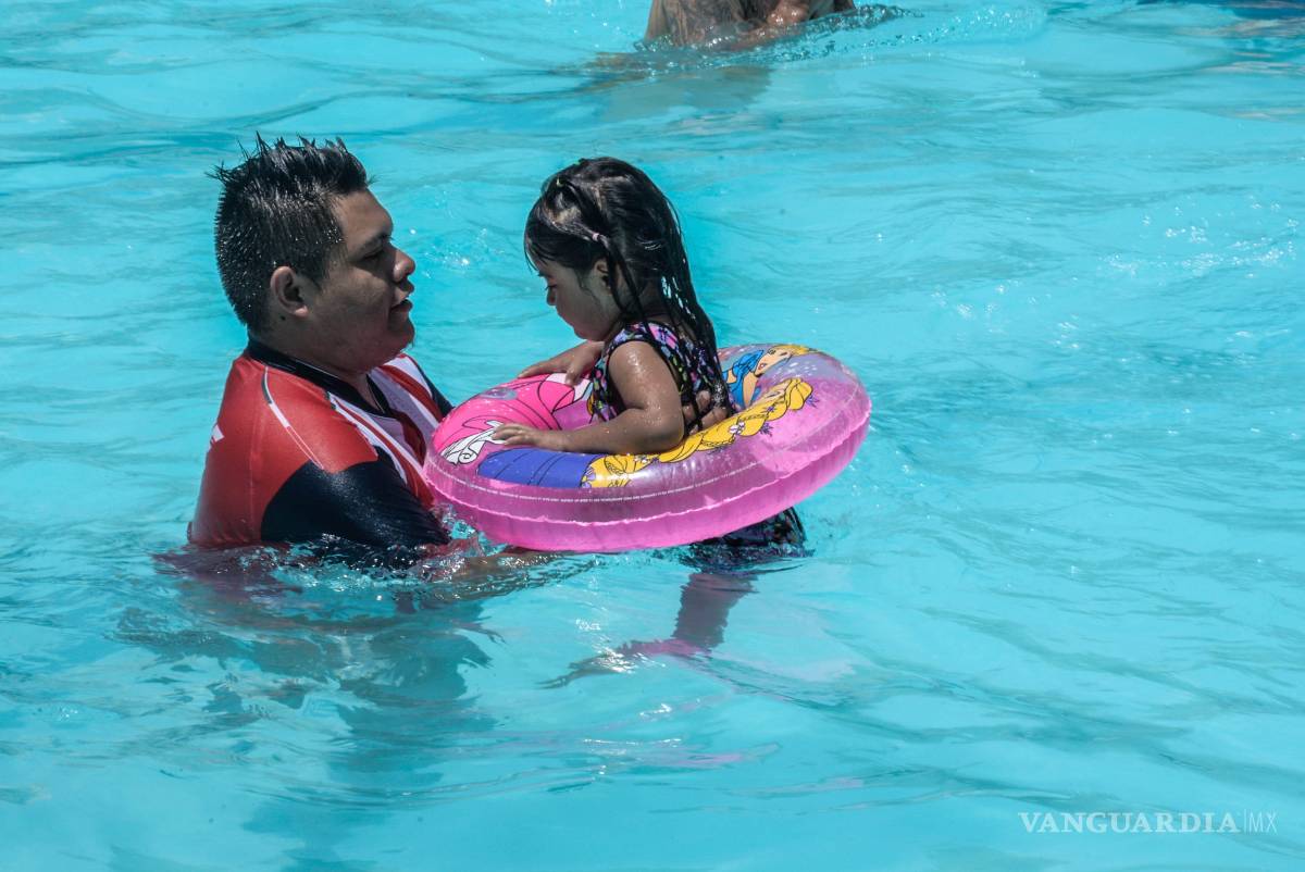 $!Ahuyenta clima templado a bañistas de balnearios de Saltillo