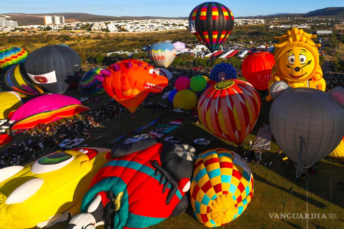 $!Durante los días del festival, los globos emprenden su vuelo muy temprano, cerca de las 6:30 de la mañana.