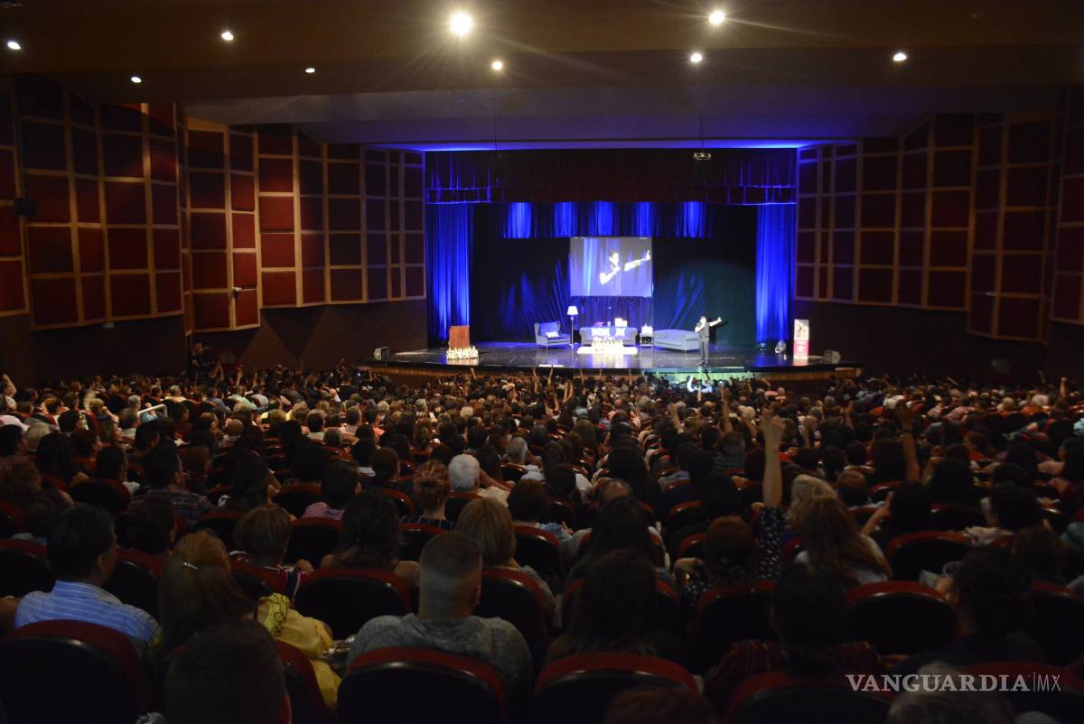 $!César Lozano hablará de las Mujeres difíciles y los Hombres complicados en Saltillo