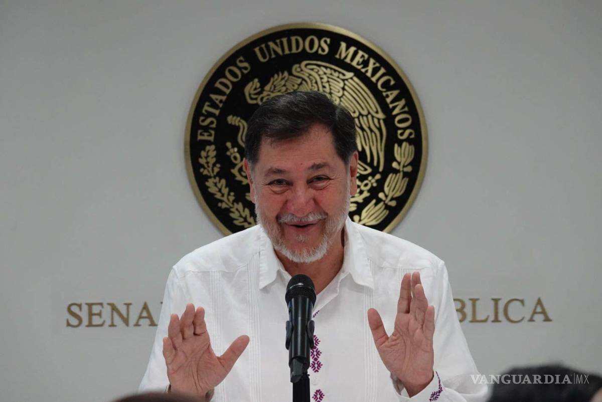 $!Gerardo Fernández Noroña presidente de la mesa directiva en el Senado de la República, consideró esta convocatoria como una de las páginas más honrosas en la historia del país.