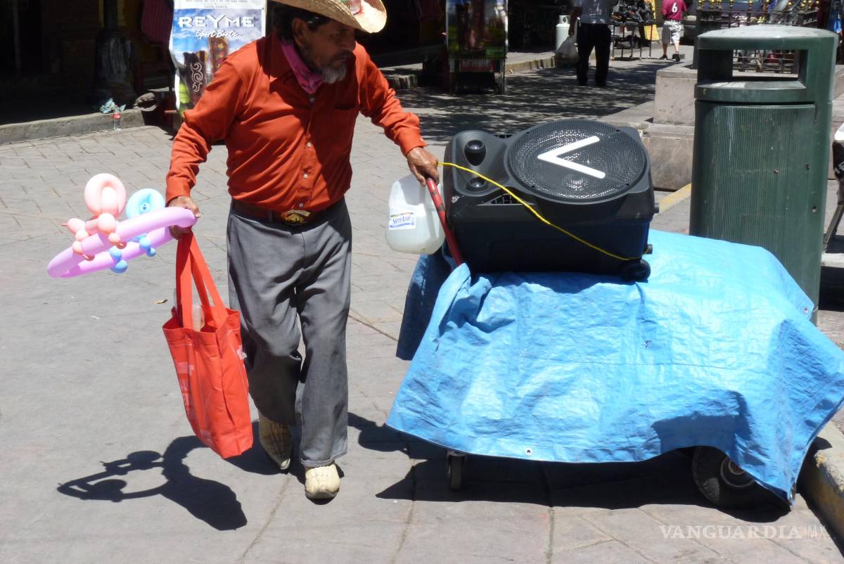 $!Pitoco ha encontrado en las calles un escenario, pero también prácticamente su hogar.