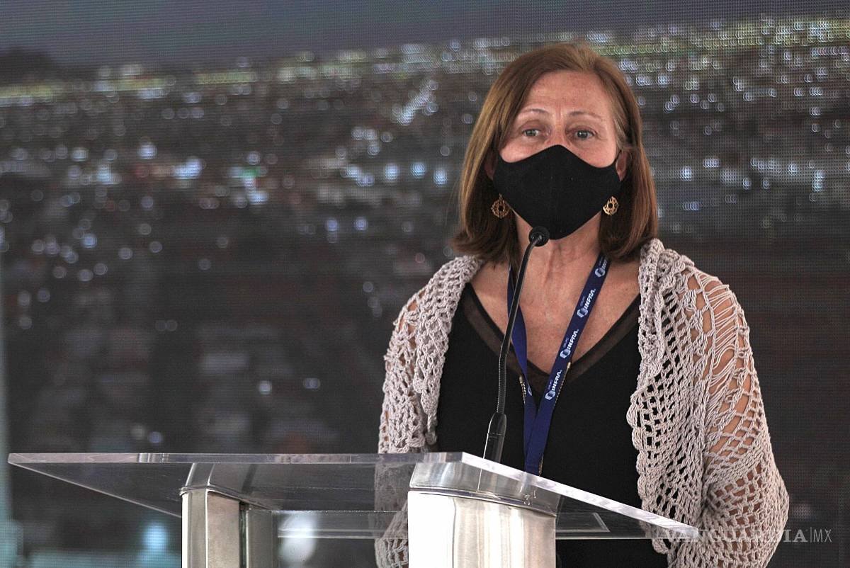 $!La secretaria de Economía de México, Tatiana Clouthier, negó que se haya abordado en reuniones con socios comerciales la polémica reforma eléctrica que impulsa el Gobierno para controlar el sector. EFE/Luis Torres