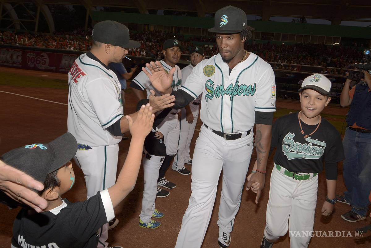 $!‘Flow’ y poder con Saraperos: Rainel Rosario