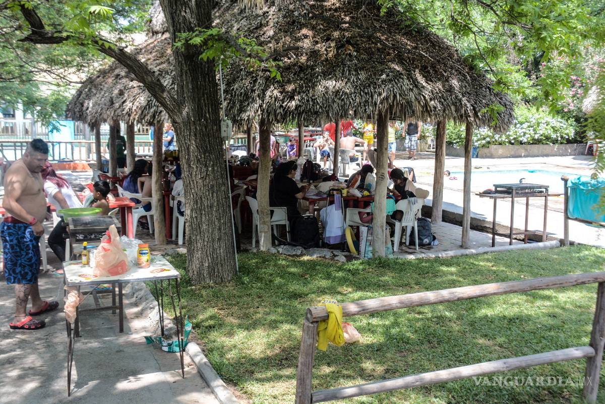 $!Ahuyenta clima templado a bañistas de balnearios de Saltillo