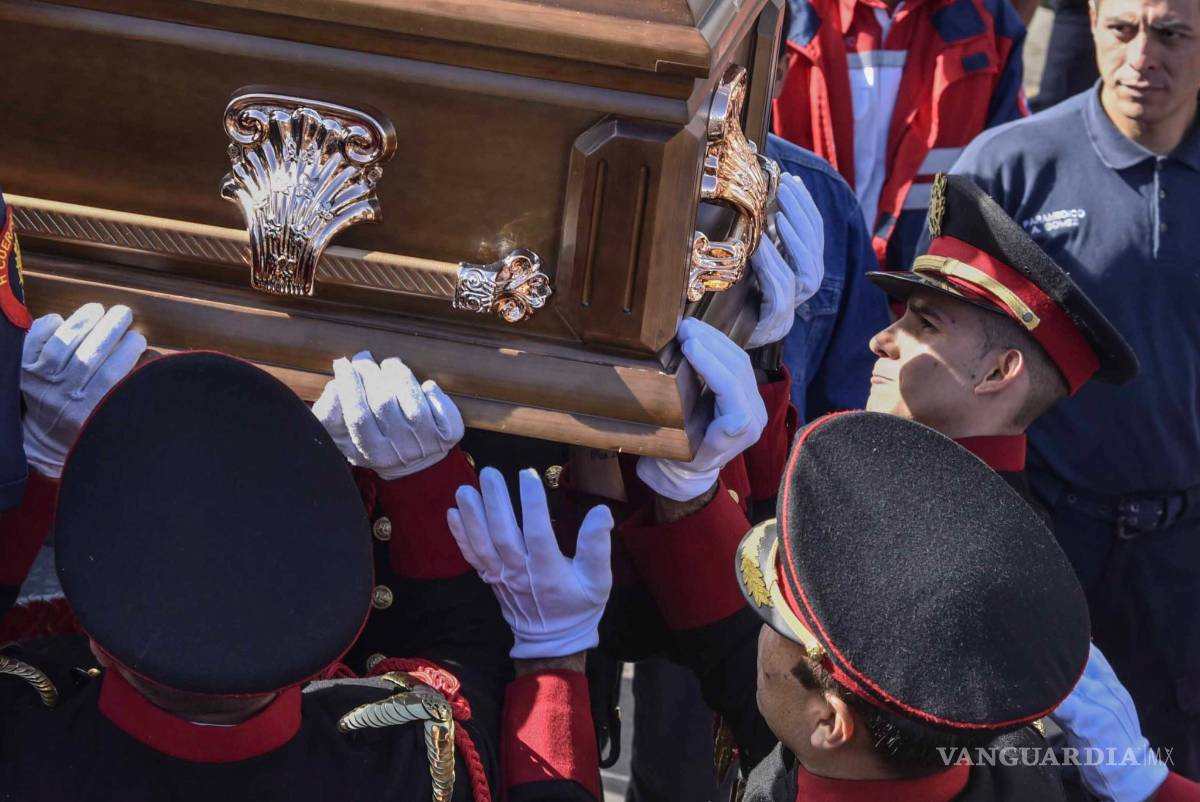 $!Realizan homenaje a bomberos que murieron en explosión en Tultepec