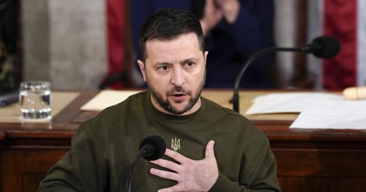 Enfrenta Zelensky la peor crisis de su gobierno, por acusaciones de lavado de dinero de miembros de su círculo íntimo