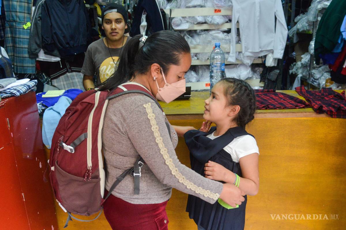 ¿Puedo comprar uniformes escolares con la tarjeta del Bienestar? Esto es lo que debes saber